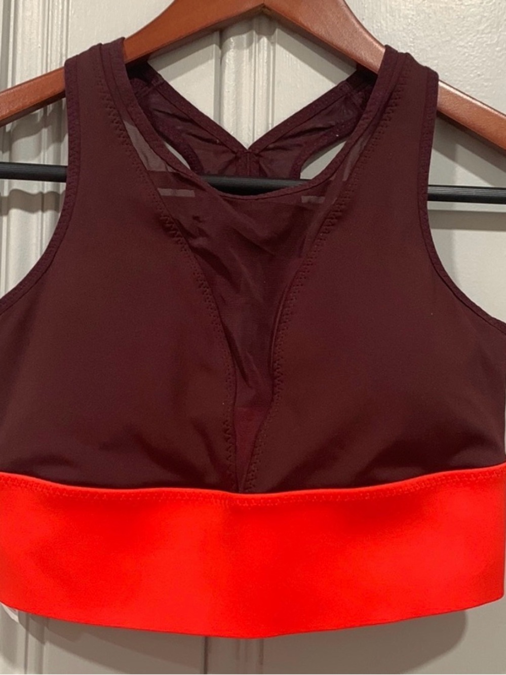 Athleta Tenacity Mesh Plunge Bra - Picture 3 of 6